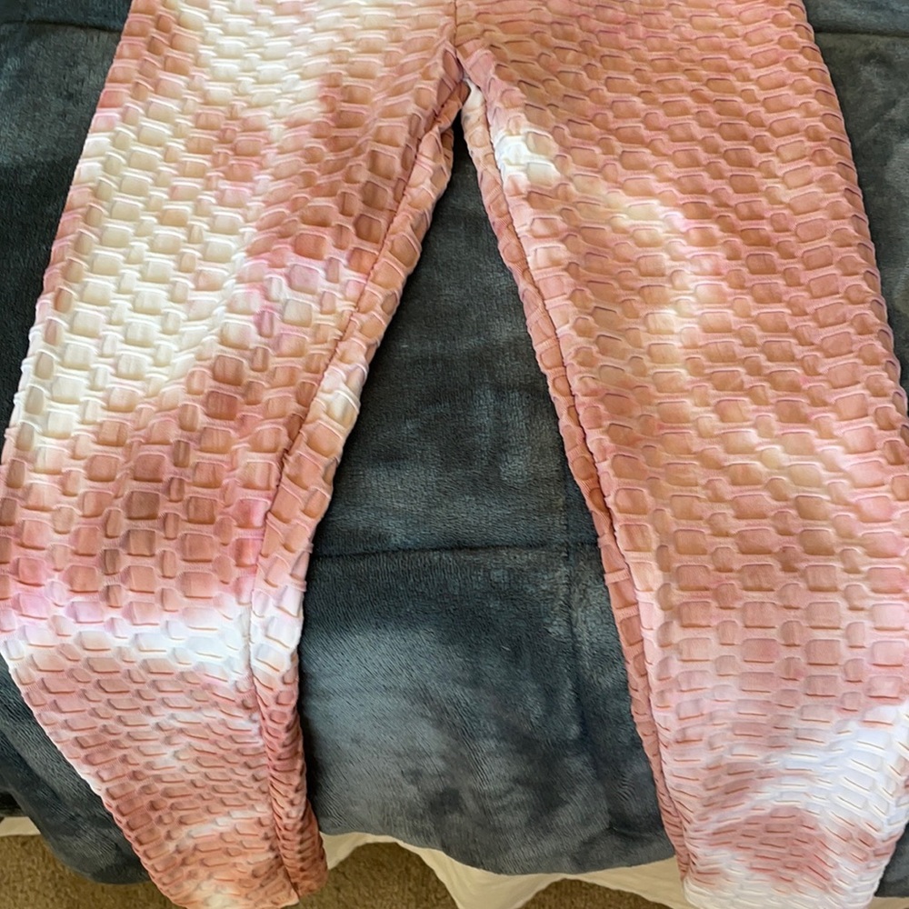 Scrunch butt leggings